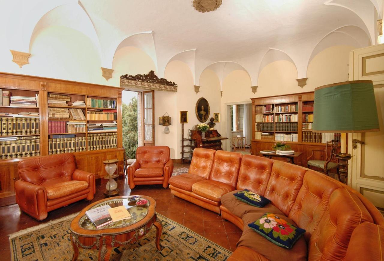 Castello Di Sovicille - Residenza D'Epoca Bed & Breakfast Exterior foto