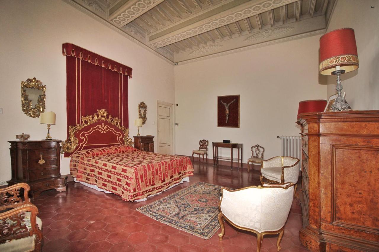 Castello Di Sovicille - Residenza D'Epoca Bed & Breakfast Exterior foto