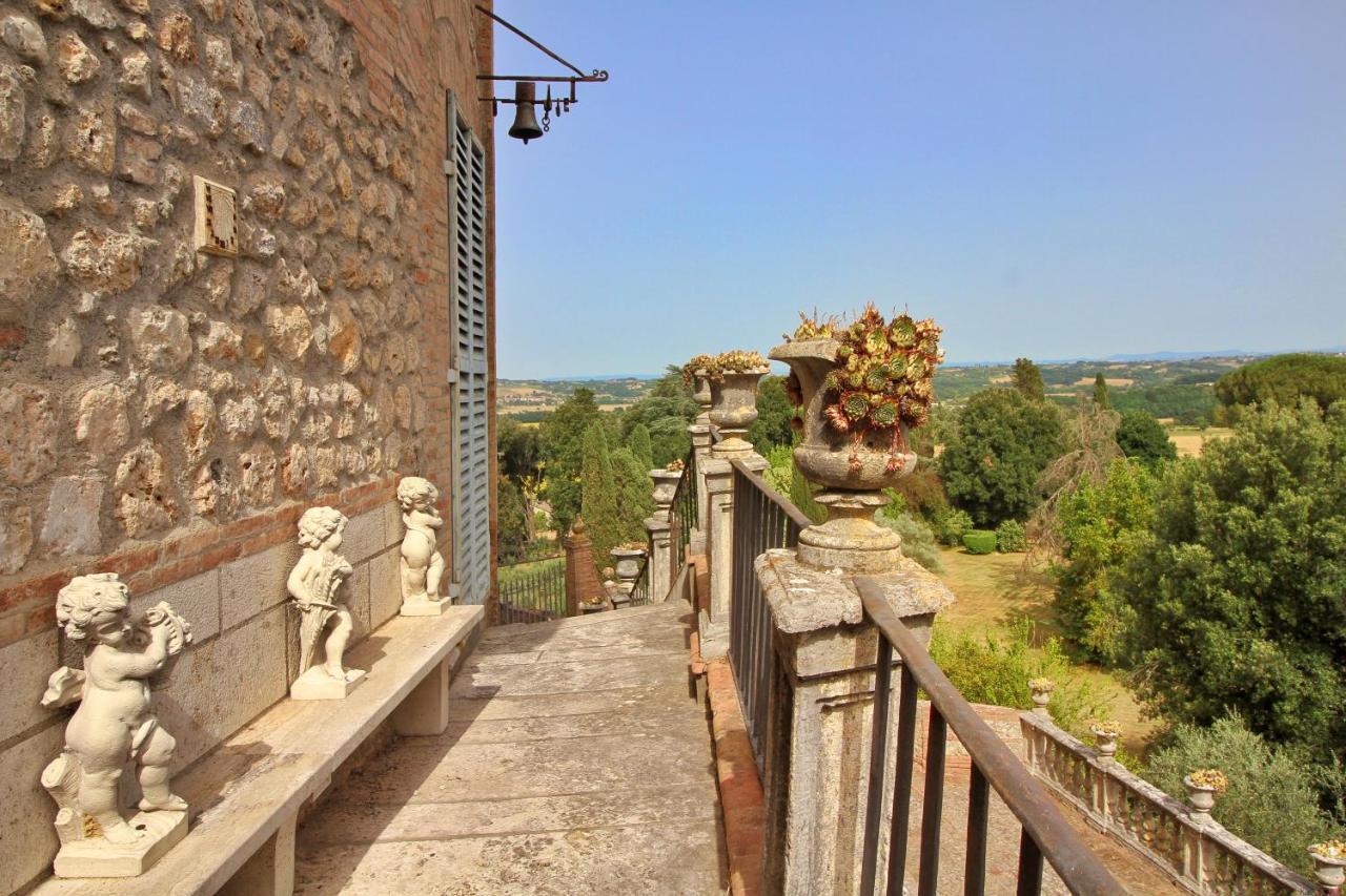 Castello Di Sovicille - Residenza D'Epoca Bed & Breakfast Exterior foto