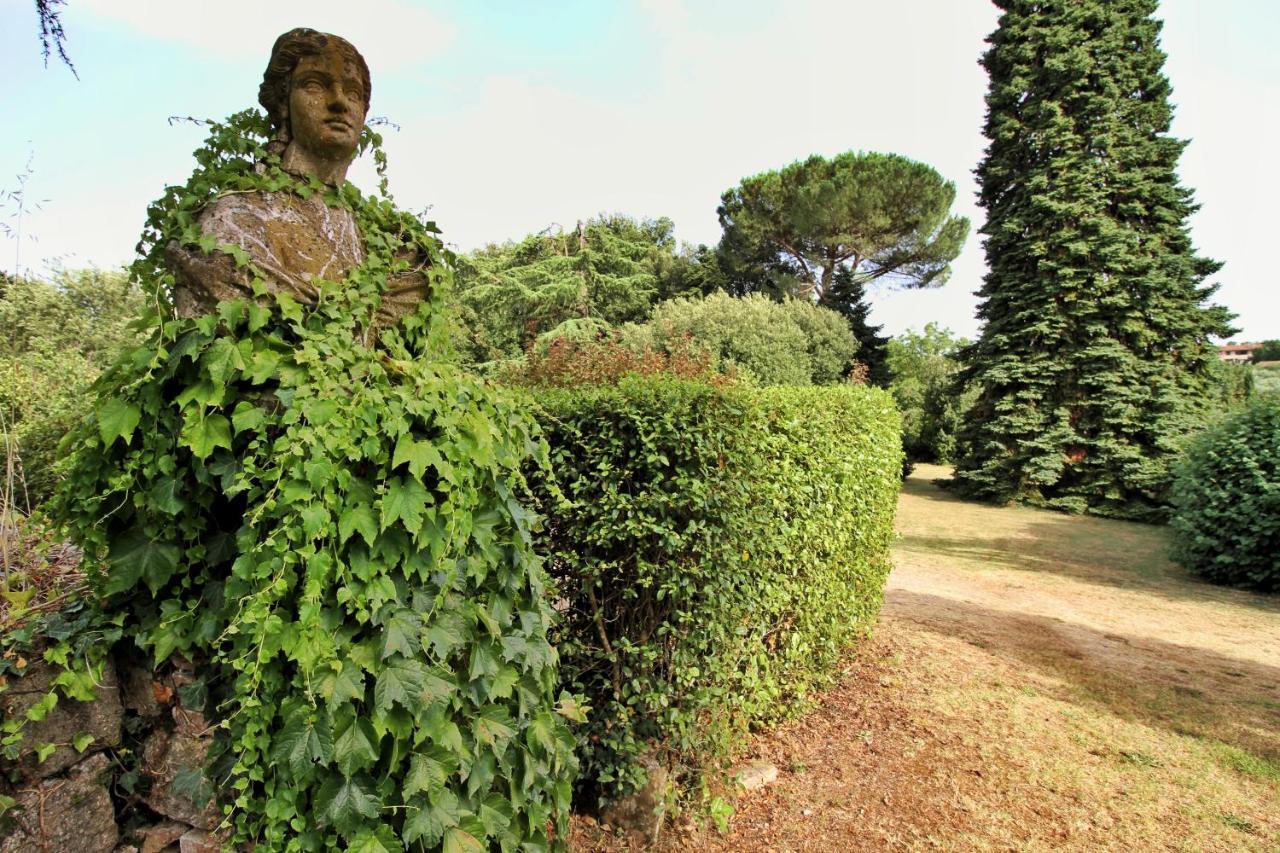 Castello Di Sovicille - Residenza D'Epoca Bed & Breakfast Exterior foto