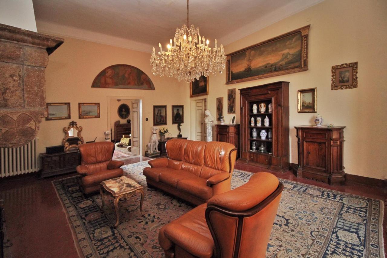 Castello Di Sovicille - Residenza D'Epoca Bed & Breakfast Exterior foto