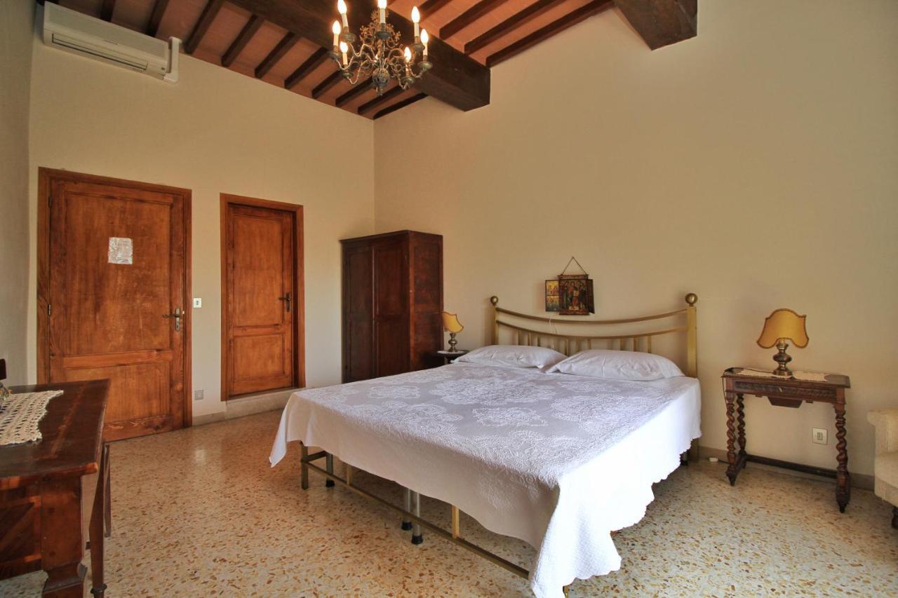 Castello Di Sovicille - Residenza D'Epoca Bed & Breakfast Exterior foto
