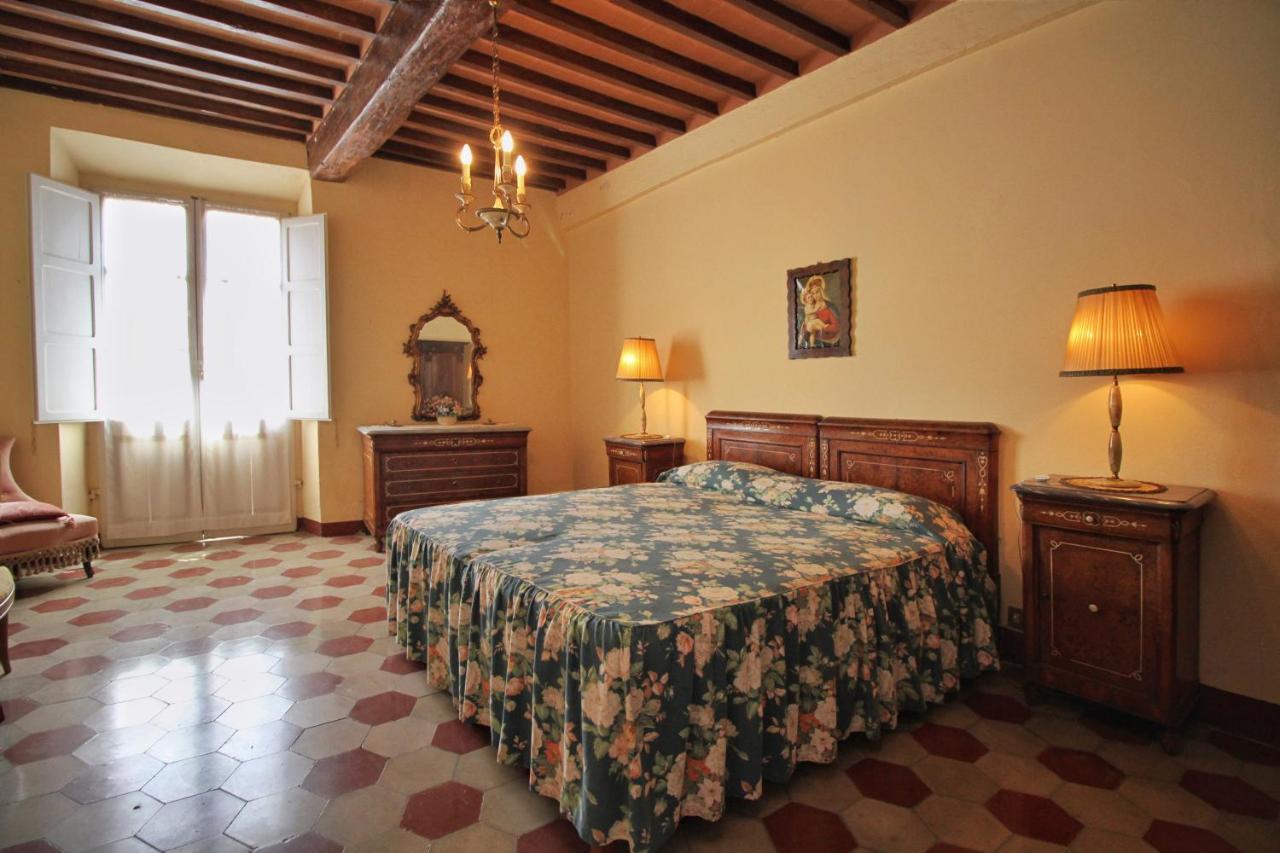 Castello Di Sovicille - Residenza D'Epoca Bed & Breakfast Exterior foto
