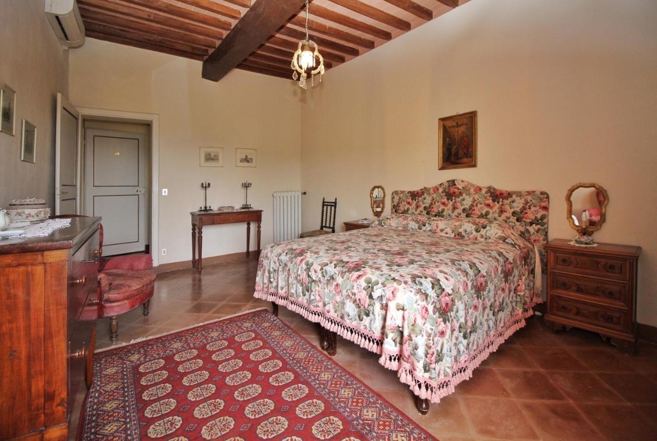 Castello Di Sovicille - Residenza D'Epoca Bed & Breakfast Exterior foto