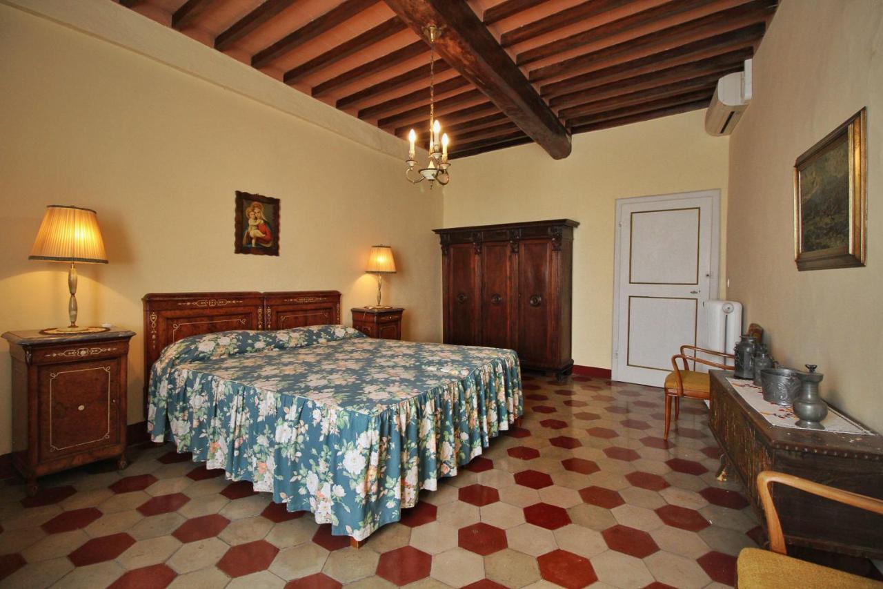 Castello Di Sovicille - Residenza D'Epoca Bed & Breakfast Exterior foto