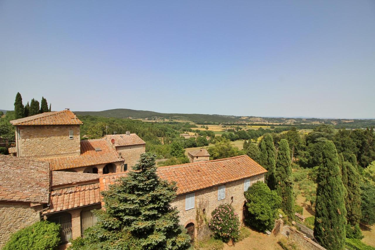Castello Di Sovicille - Residenza D'Epoca Bed & Breakfast Exterior foto